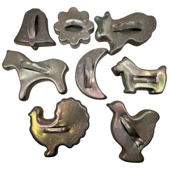 Vintage Metal Cookie Cutters With Handles Set‎ Of 8 Bell Flower Dog Bunny Turkey - Picture 1 of 9